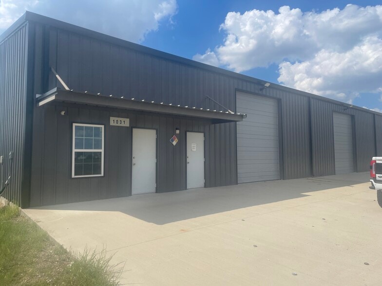 Primary Photo Of 1031 Sales Dr, Waxahachie Industrial For Lease