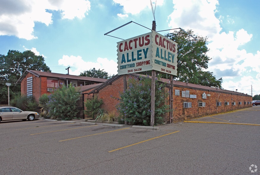 More Photos Of 2610 Salem Ave, Lubbock Unknown For Lease