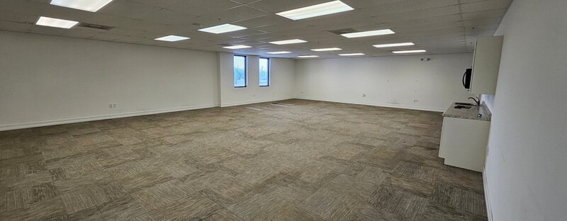 More Photos Of 14580 Global Pkwy, Fort Myers Distribution For Lease