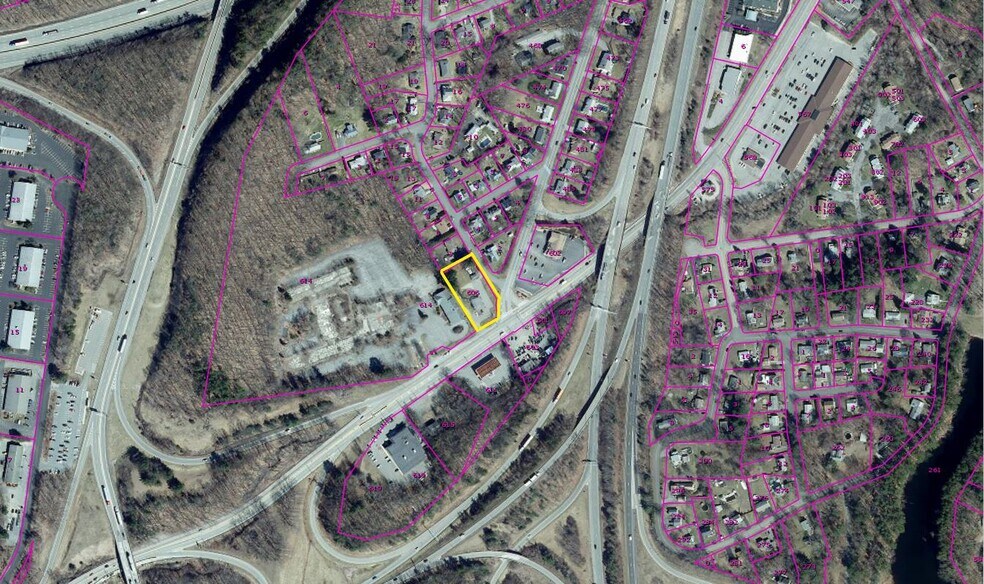 More Photos Of 606 Southbridge St, Auburn General Retail For Sale