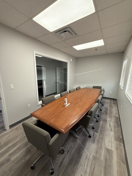 More Photos Of 2500 Freedland Rd, Hermitage Manufacturing For Lease