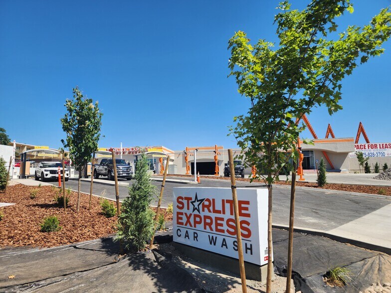 More Photos Of 1201 Stardust St, Reno Bowling Alley For Sale