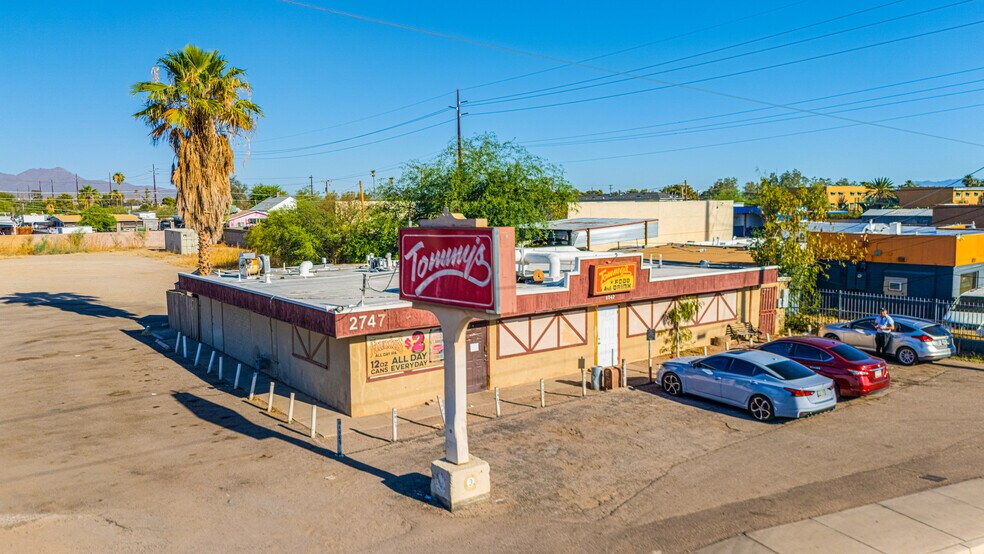 More Photos Of 2747 N Stone Ave, Tucson Restaurant For Sale