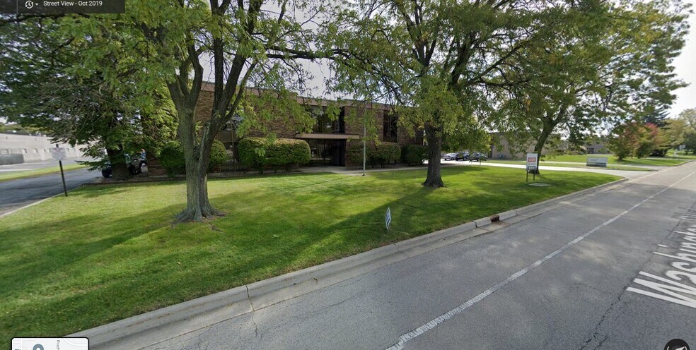More Photos Of 405 S Washington Blvd, Mundelein Office For Sale