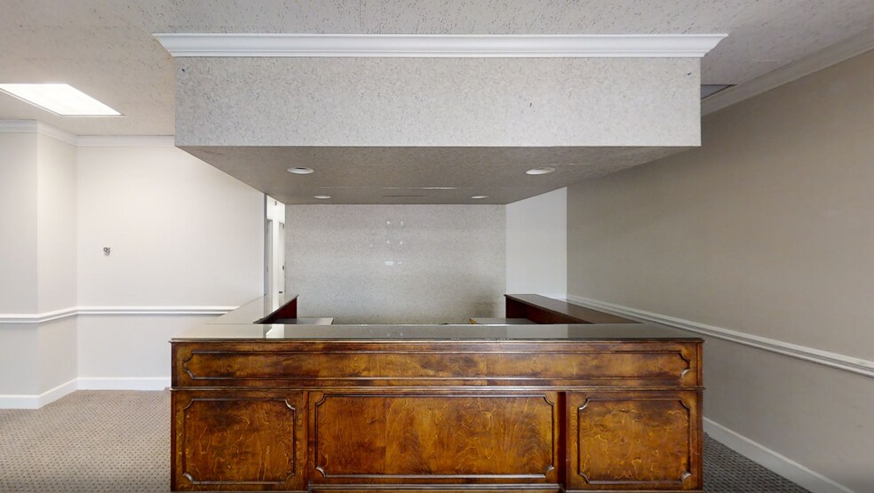 Primary Photo Of 323 Pine Ave, Albany Office For Lease
