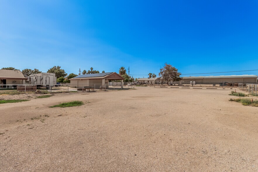 More Photos Of 7425 N Alsup Rd, Litchfield Park Horse Stables For Sale