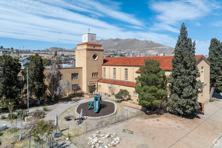 More Photos Of 901 Arizona Ave, El Paso Schools For Sale