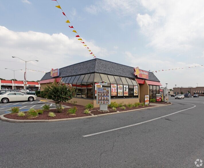 More Photos Of 600-698 N Dupont Blvd, Milford Unknown For Lease