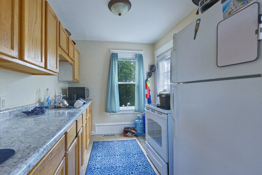 More Photos Of 111-121 Main Ave W, Winsted Storefront Retail Residential For Sale