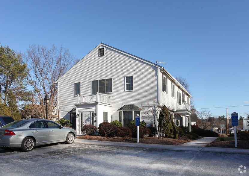 More Photos Of 2 Farms Village Rd, Simsbury Office For Sale