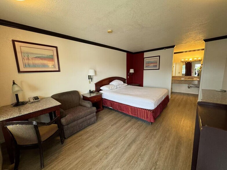 More Photos Of 2156 E Colorado Blvd, Pasadena Hotel For Sale