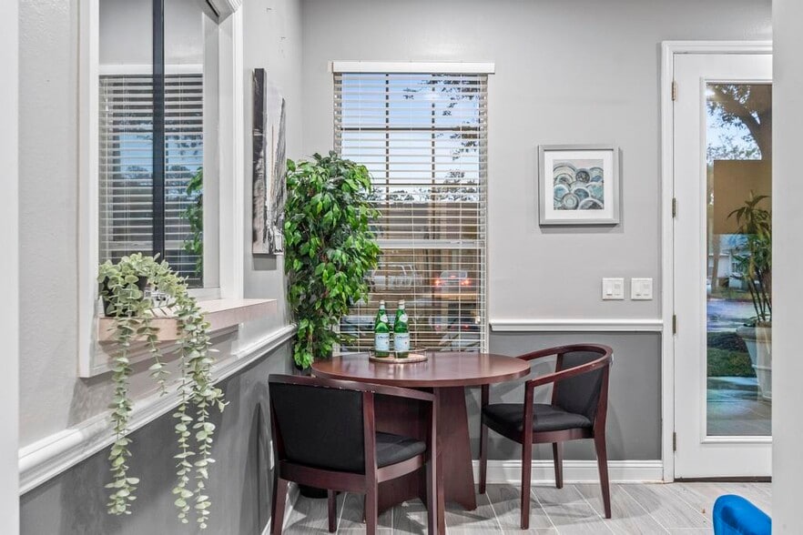 More Photos Of 4869 Palm Coast Pky NW, Palm Coast Office For Lease