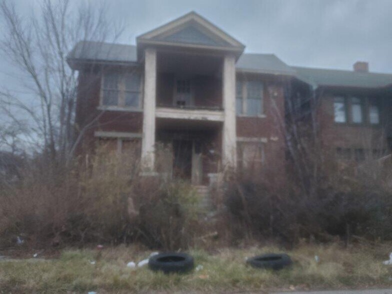 Primary Photo Of 8773 Petoskey Ave, Detroit Apartments For Sale