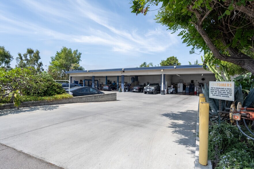 More Photos Of , La Mesa General Retail For Sale