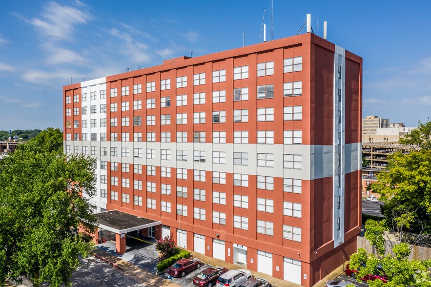 Primary Photo Of 57 N Somerville St, Memphis Apartments For Sale