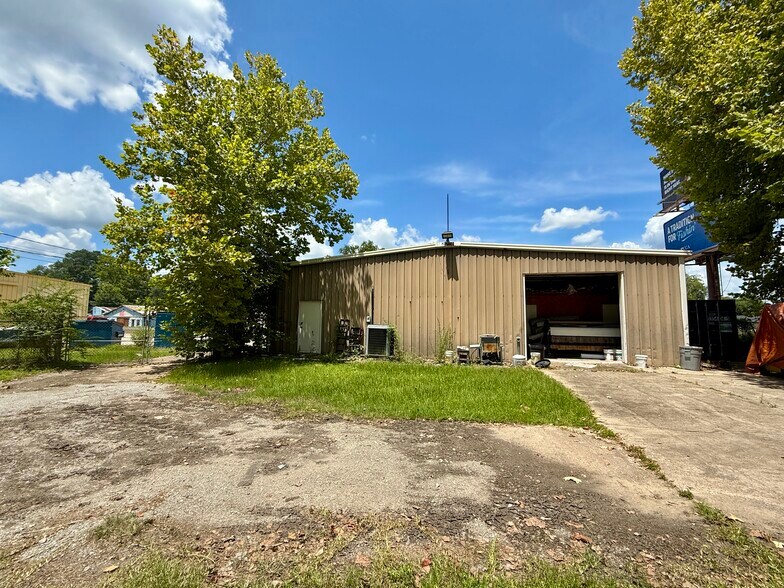 More Photos Of 345 TX-327, Silsbee Office For Sale