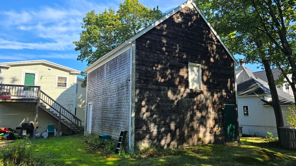 More Photos Of 338 Adams St, Abington Multifamily For Sale