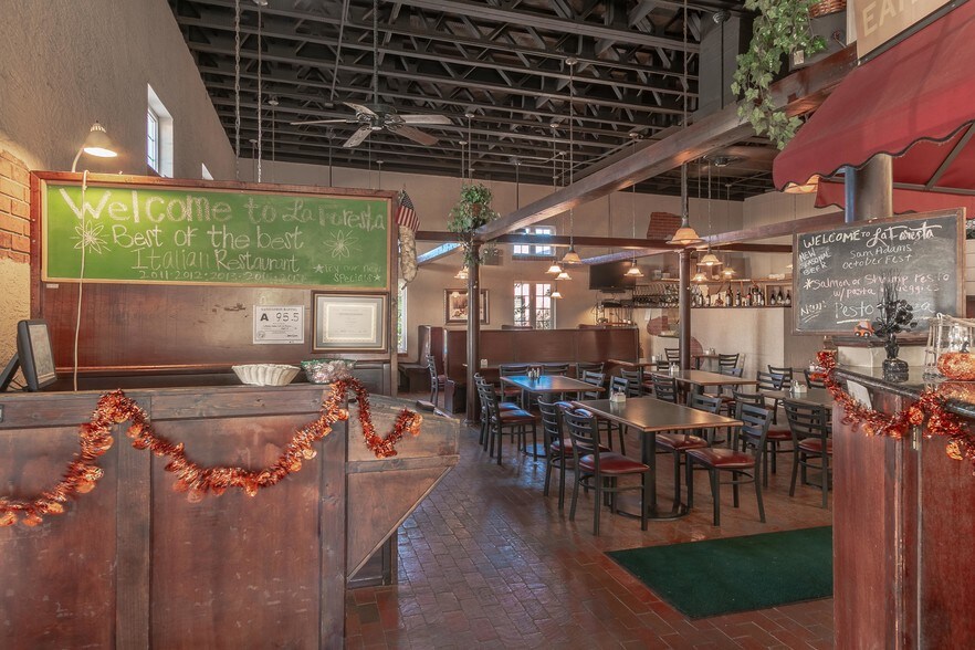 More Photos Of 203 Brooks St, Wake Forest Freestanding For Sale