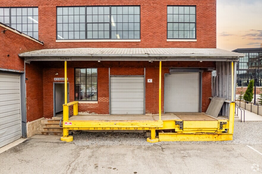 More Photos Of 201 N Braddock Ave, Pittsburgh Light Manufacturing For Lease