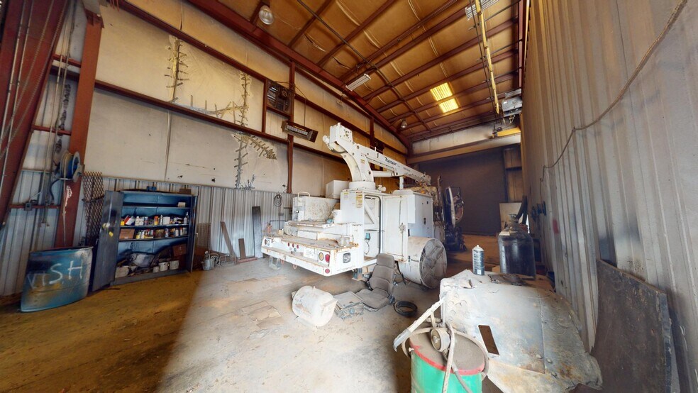 More Photos Of 11708 GA Highway 24 W, Sandersville Warehouse For Sale