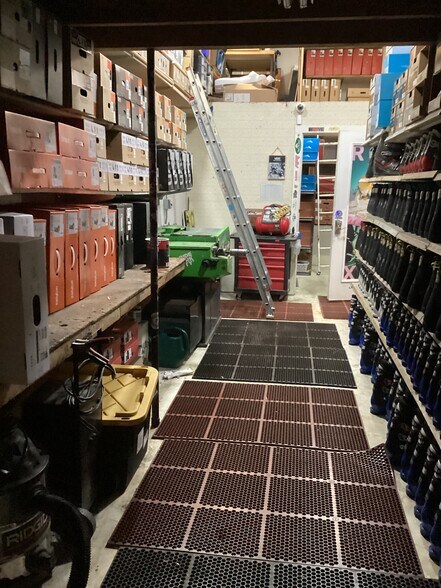 More Photos Of 3542 Lake Tahoe Blvd, South Lake Tahoe Restaurant For Sale