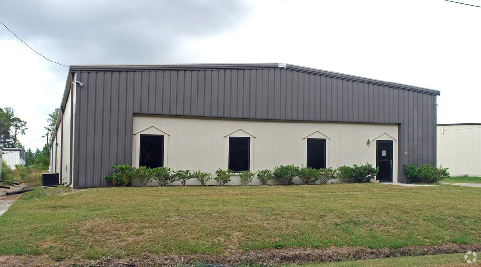 More Photos Of 124 Sparkman Dr, Columbia Warehouse For Sale