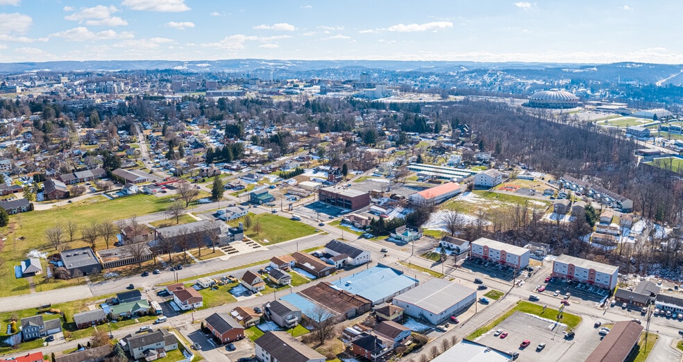 More Photos Of 3345 University Ave, Morgantown Storefront Retail Office For Lease