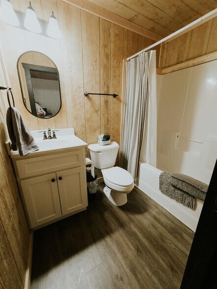 More Photos Of 896 Wilderness Rd, Mammoth Cave All Leisure For Sale