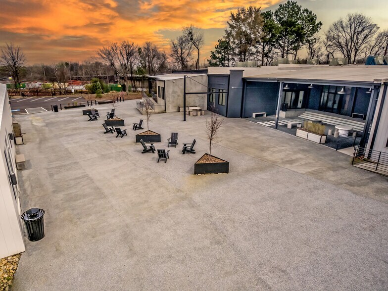 More Photos Of 1500 Marietta Rd NW, Atlanta Office For Lease