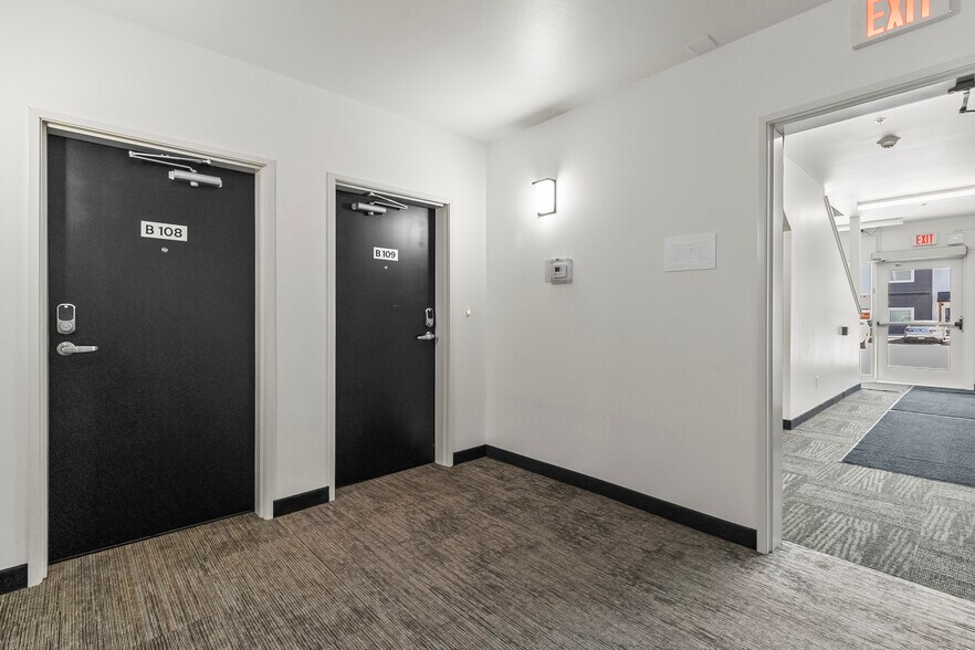 More Photos Of 120 & 124 W Hatting St, Luverne Apartments For Sale