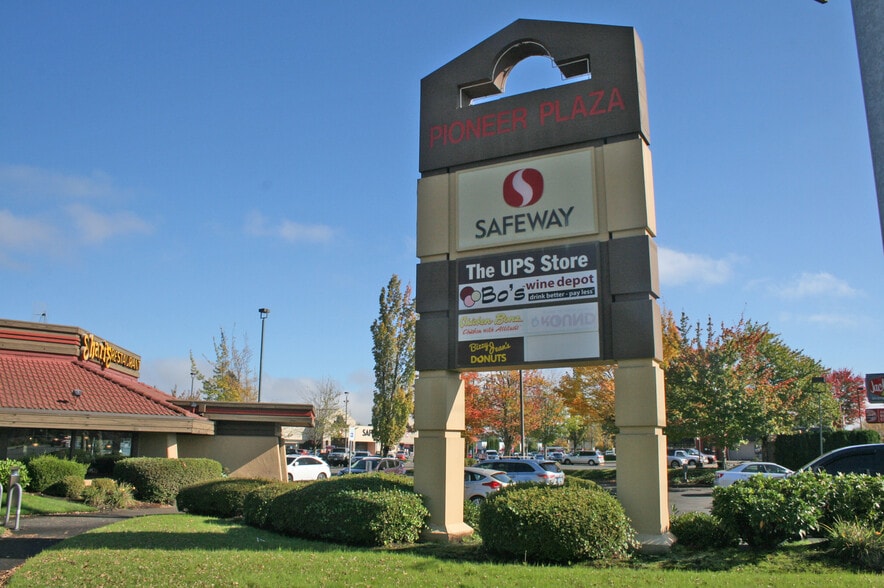 More Photos Of 1821-1891 Pioneer Pky E, Springfield Unknown For Lease