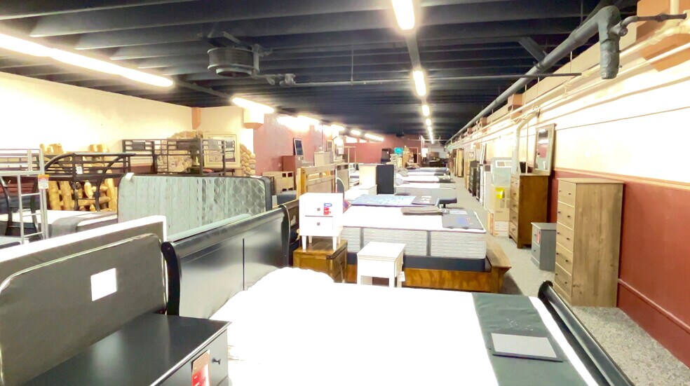 More Photos Of 174 W 200 N, Cedar City General Retail For Sale