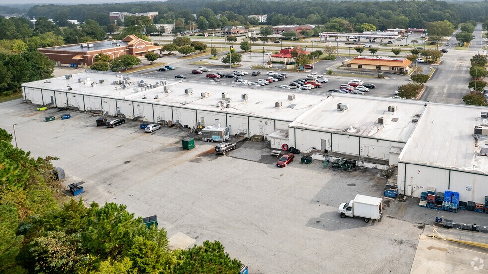 More Photos Of 1248-1290 Smithfield Plz, Smithfield Storefront For Lease