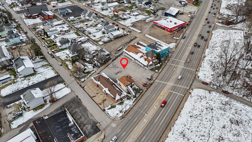 More Photos Of 3005 Murdoch Ave, Parkersburg Flex For Sale