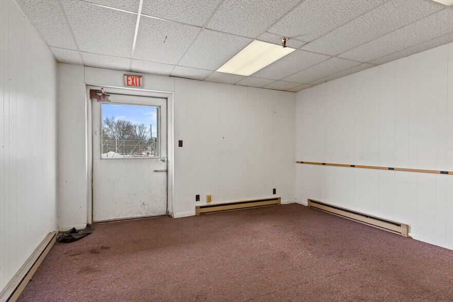 More Photos Of 1430 N Second St, Wisconsin Rapids Manufacturing For Lease