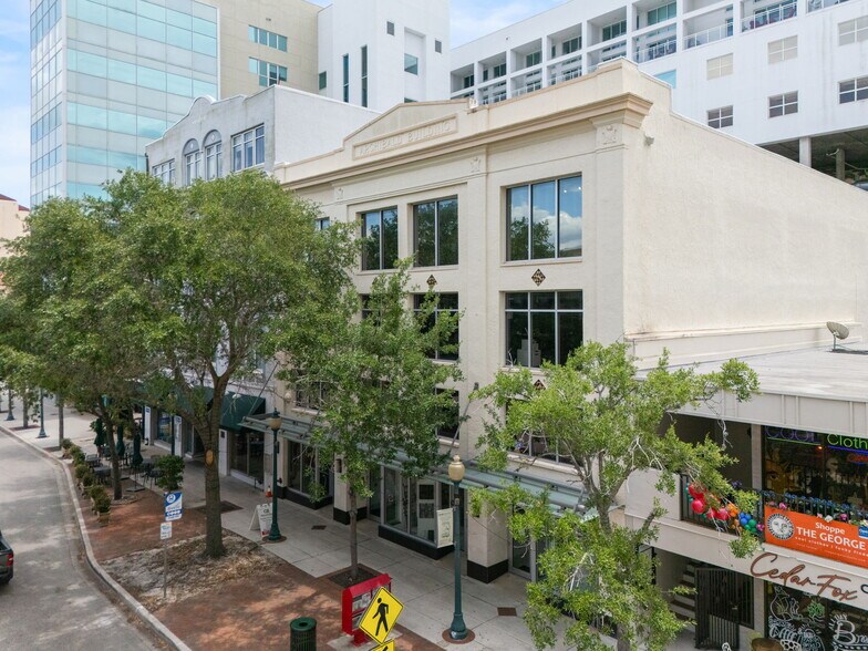 More Photos Of 1962 Main St, Sarasota Office For Sale