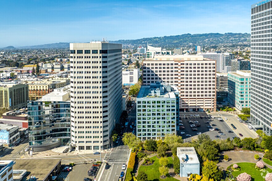 More Photos Of 2101 Webster St, Oakland Office For Lease