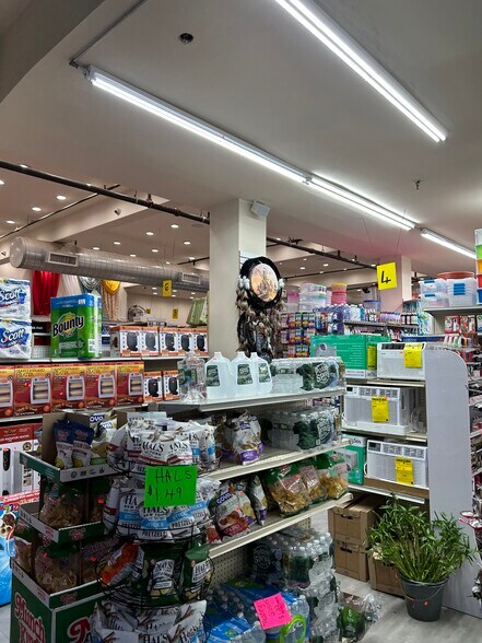 More Photos Of 1586 Pitkin Ave, Brooklyn Storefront Retail Office For Lease