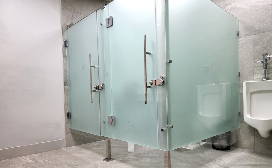 More Photos Of 1489 N Military Trl, West Palm Beach Medical For Lease