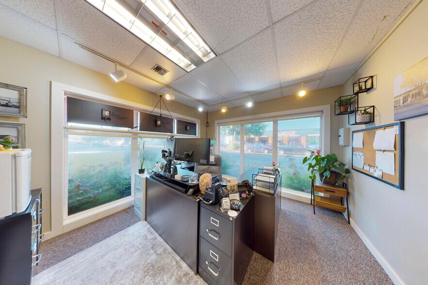 More Photos Of 416 State Ave NE, Olympia Freestanding For Sale