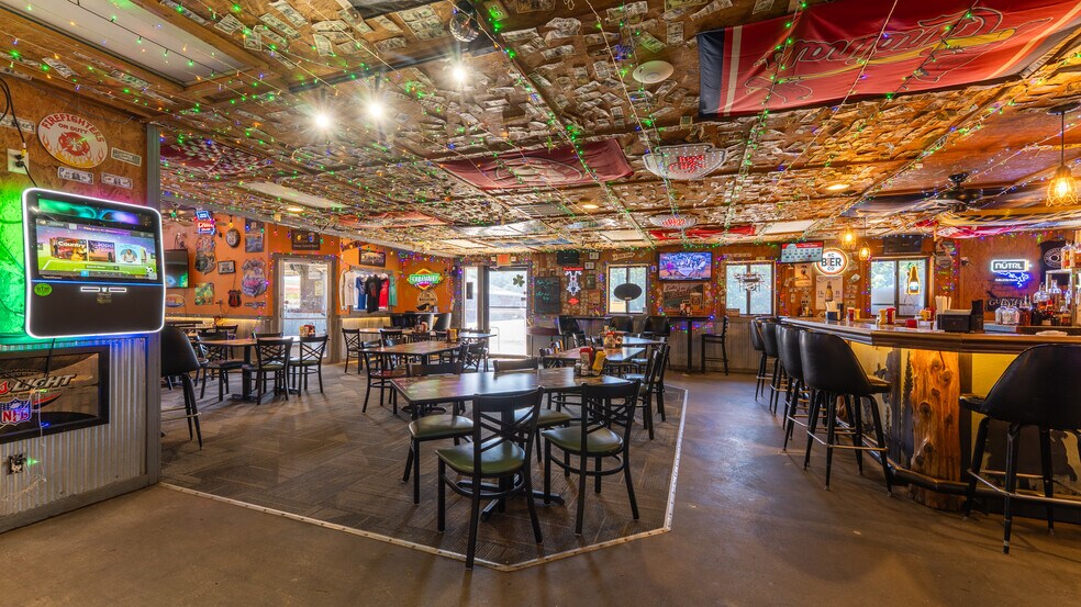 More Photos Of 6285 State Rte 7, Roach General Retail For Sale