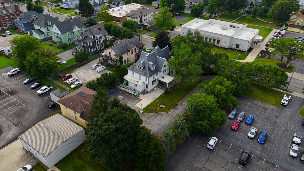 More Photos Of 364 E Church St, Marion Multifamily For Sale