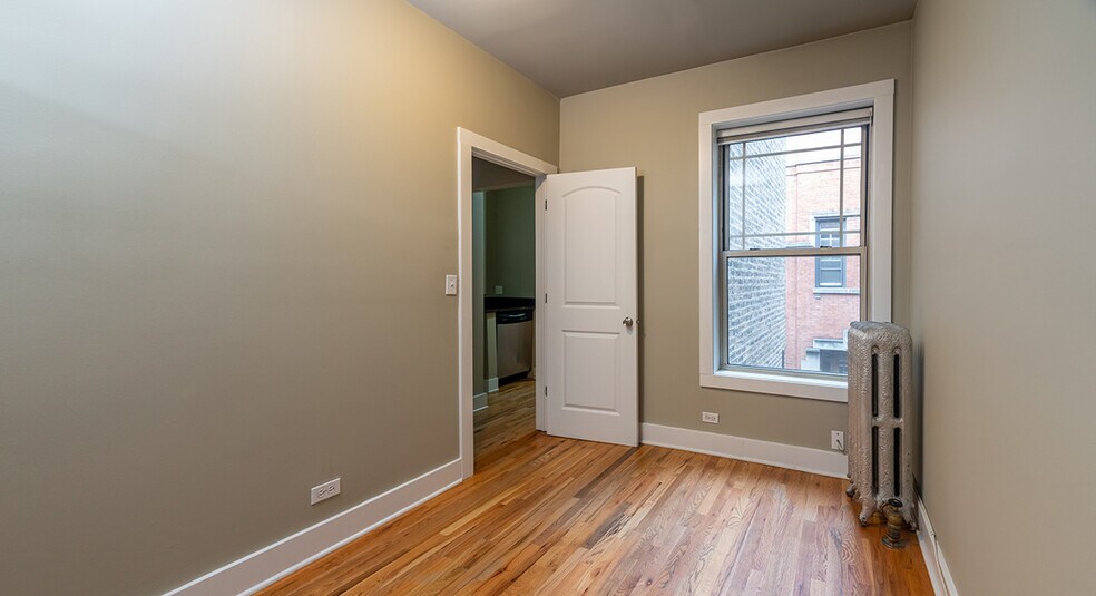 More Photos Of 1370 W Wilson Ave, Chicago Apartments For Sale