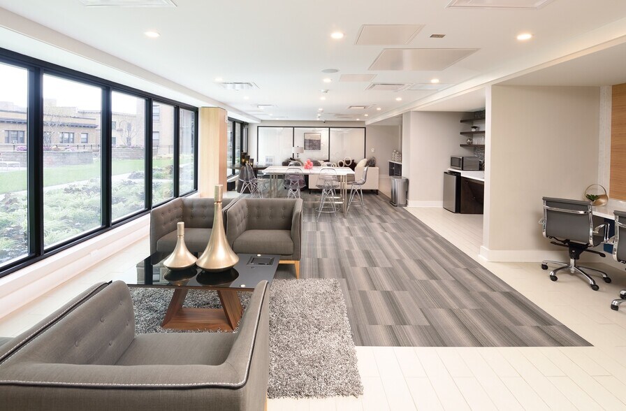 More Photos Of 847 Chicago Ave, Evanston Apartments For Lease