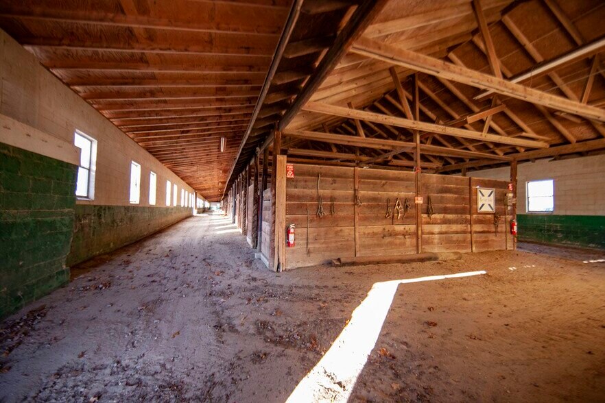 More Photos Of 98 Cumberland Ave, Estell Manor Land For Sale