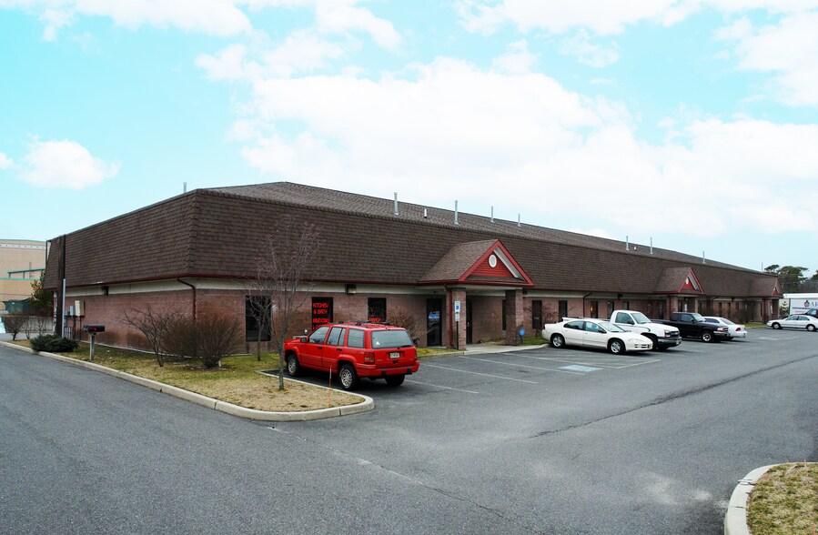 Primary Photo Of 825 Mill Rd, Pleasantville Distribution For Lease