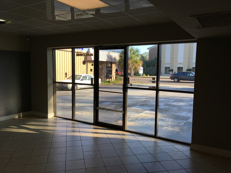 More Photos Of 936 Savannah Hwy, Charleston Freestanding For Lease