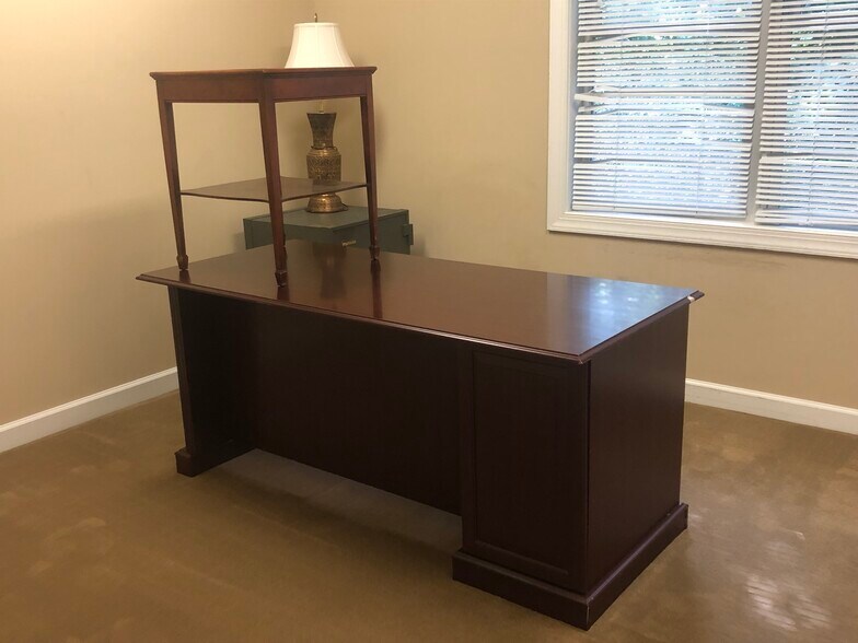 More Photos Of 5640 Six Forks Rd, Raleigh Office For Sale