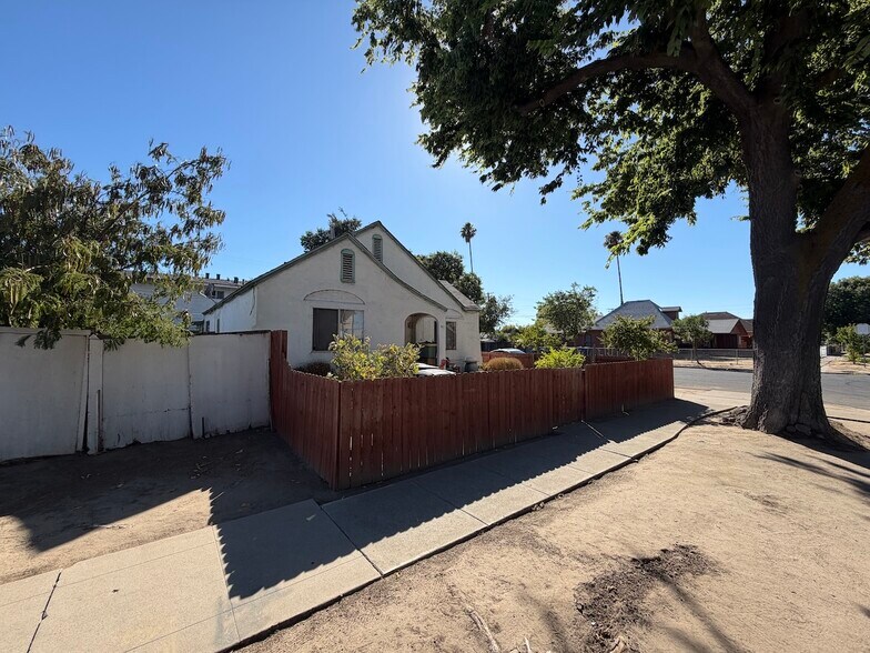 Primary Photo Of 314 J St, Modesto Multifamily For Sale