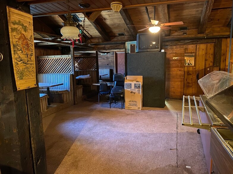 More Photos Of 621 S Brawley Ave, Brawley Restaurant For Sale